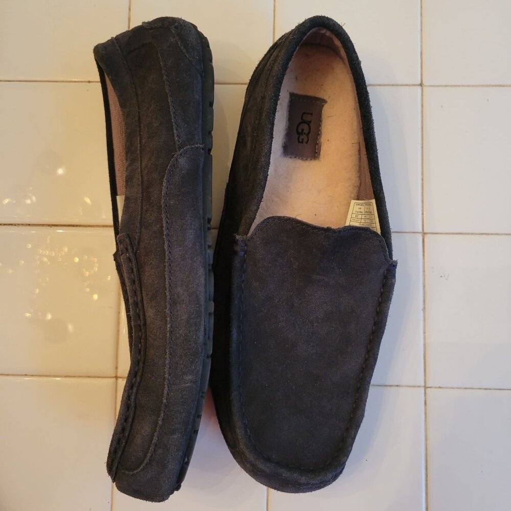 UGG 11 Leather Suede‎ Moccasin Slippers Black 1003419 Moc Toe ASCOT